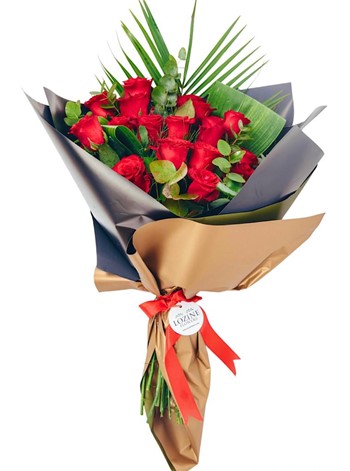 17 Adet Kırmızı Gül Buketi